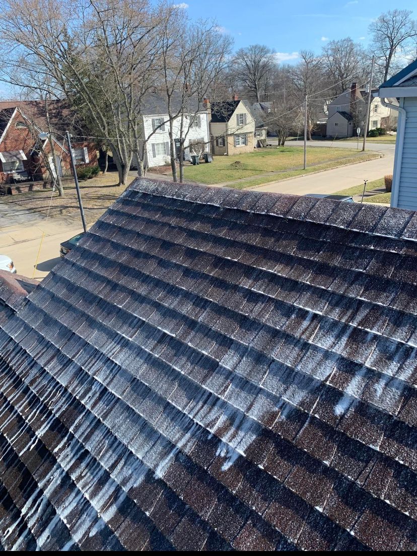 Pressure Washing Service in Youngstown, OH VALLEY CURBSIDE CLEANING