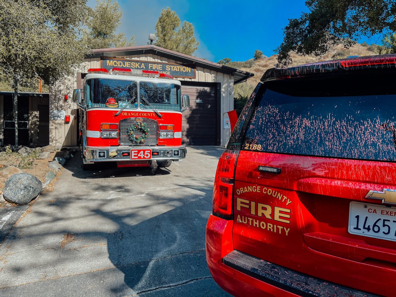 Crews Reach 10 Percent Containment On Bond Fire Burning Near Irvine