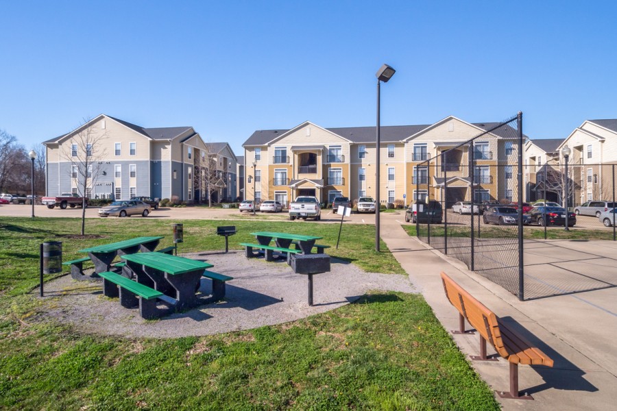 Independence Place, Clarksville (see pics & AVAIL)