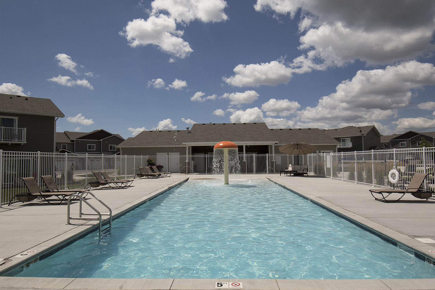 Lloyd Companies Apartments Dublin Square