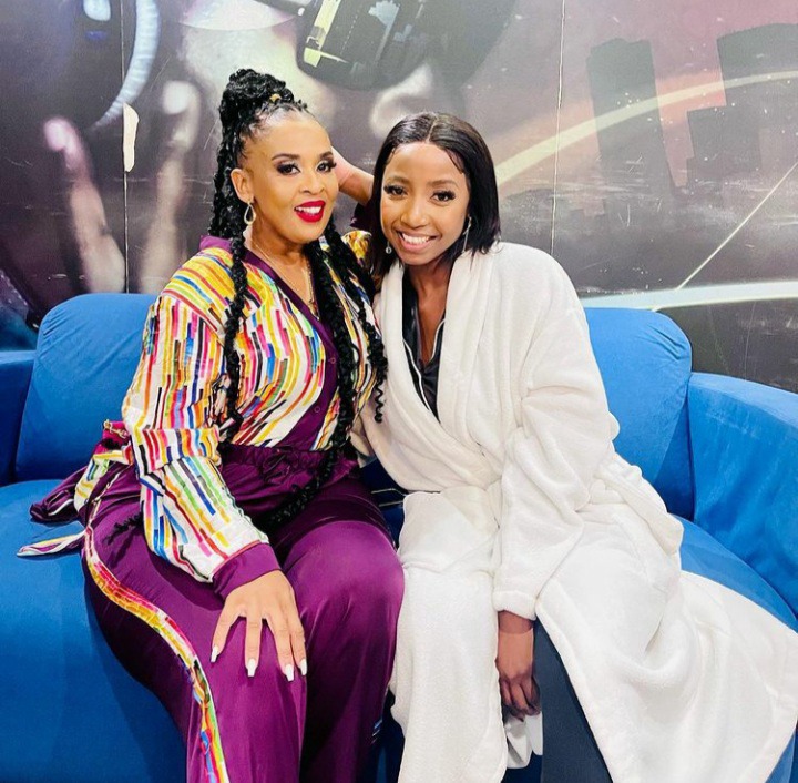 Nonku Williams left Mzansi stunned with her recent post serving friendship goals . style you 7