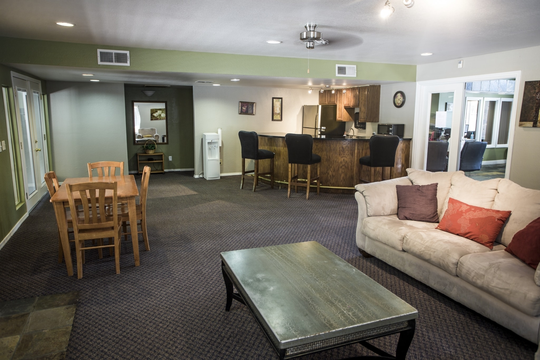 Summerhill Place Apartments, Glendale (see pics & AVAIL)