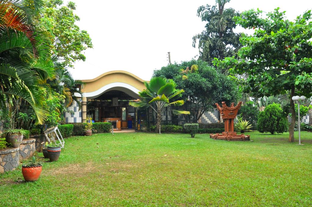 Evelyn Apartments iSafiri