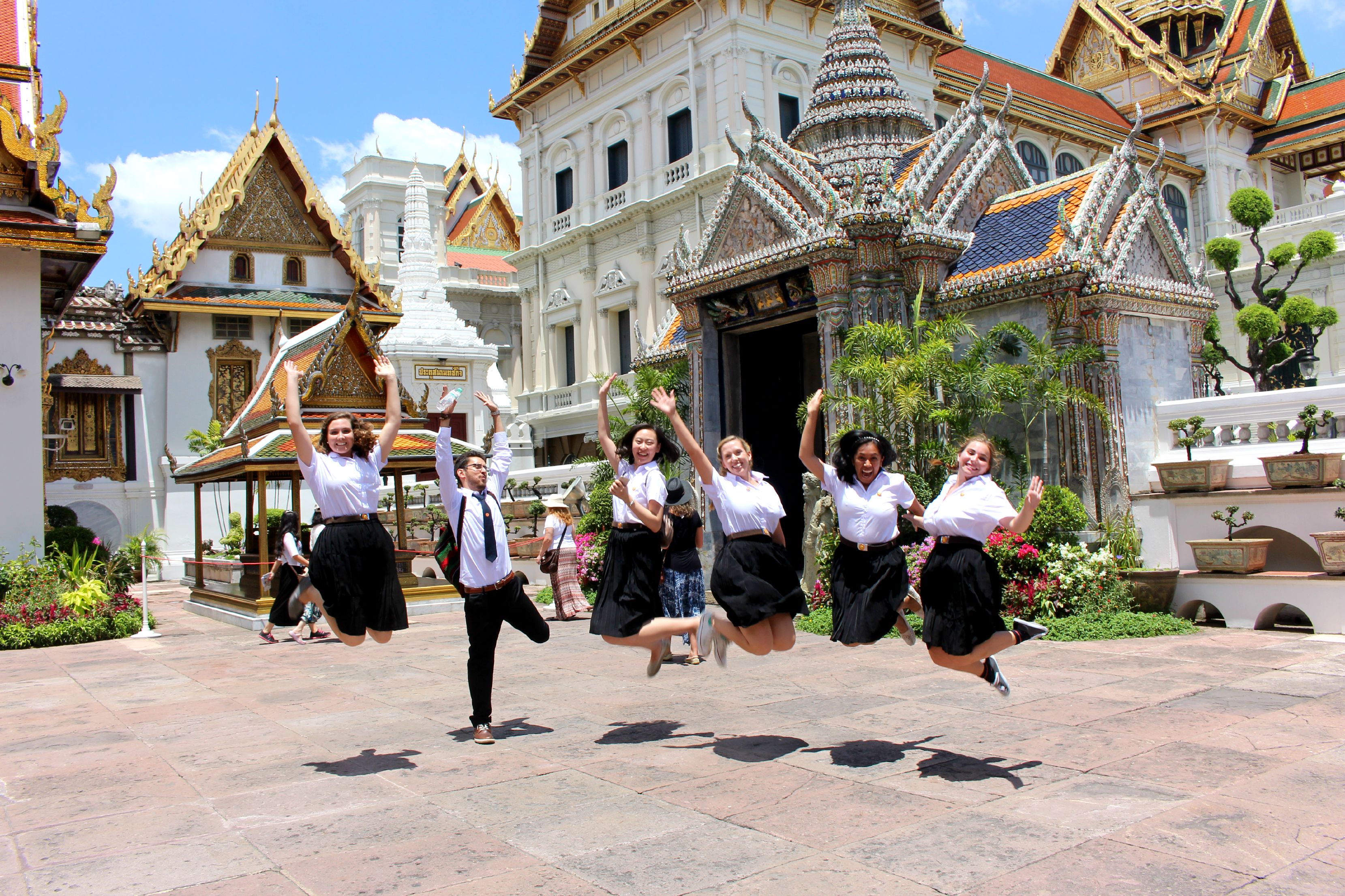 4 Reasons Why Studying in Thailand Will Help You Change the World
