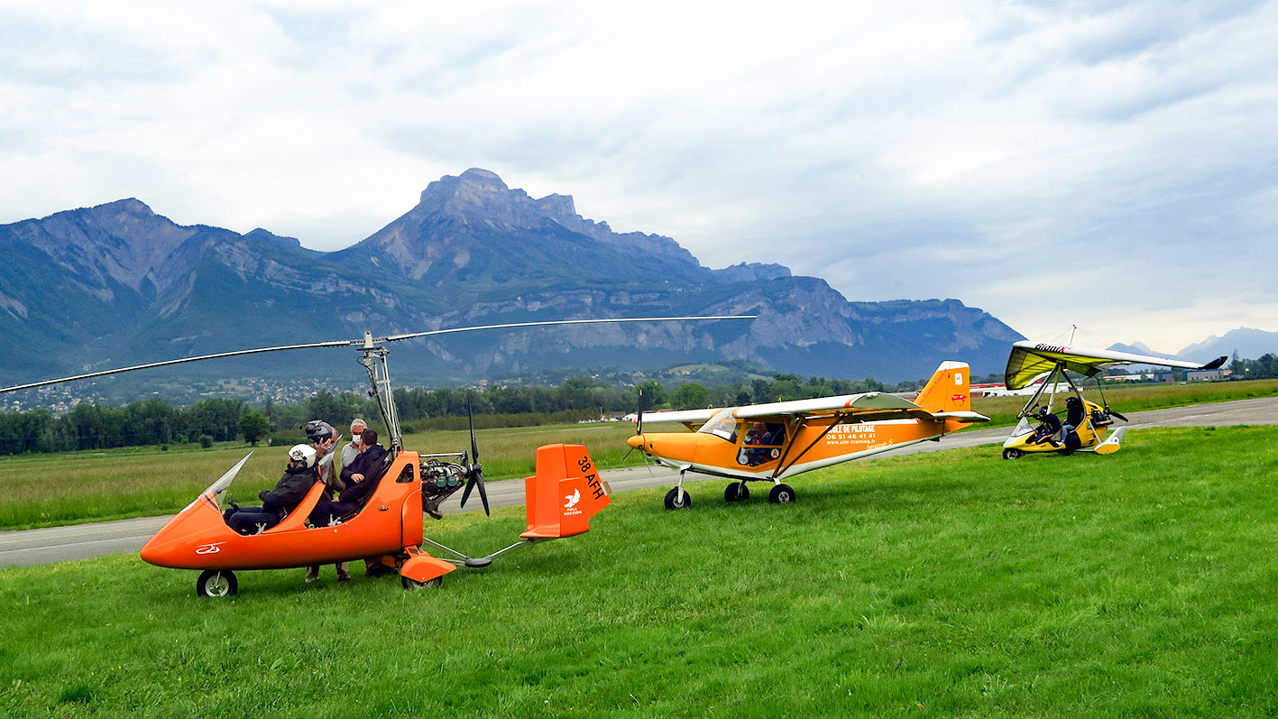 Formation 3 classes d’ULM iser'ulm Club de pilotes