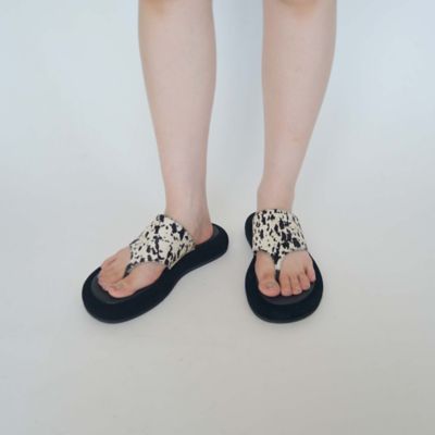 サンダル THONG PILLOW ファッション・服 三越伊勢丹オンラインストア・通販【公式】