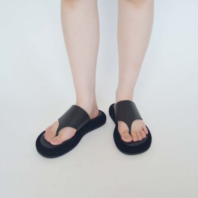 サンダル THONG PILLOW ファッション・服 三越伊勢丹オンラインストア・通販【公式】