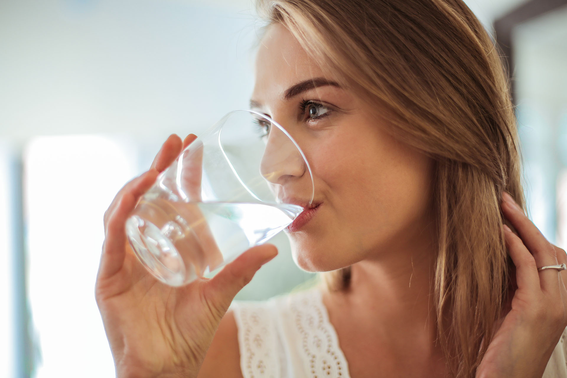 What does reverse osmosis remove from drinking water?