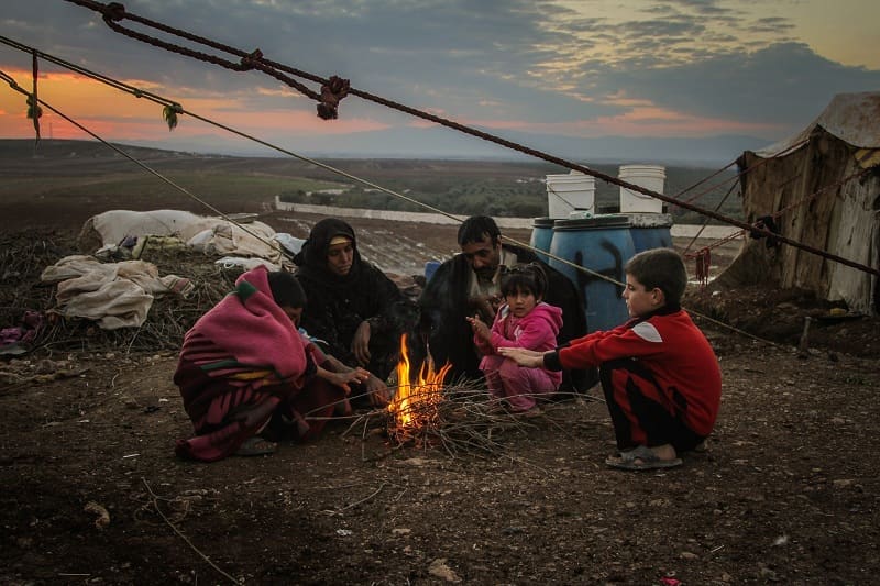 Bring a little warmth through our Syria Winter Appeal Islamic Relief