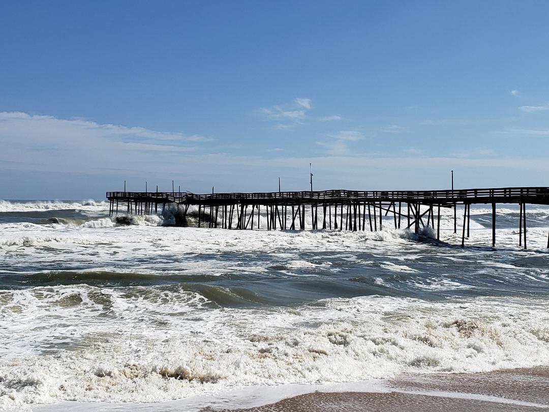 Traffic backed up on N.C. 12 in Rodanthe; Avon Pier damaged during storm Island Free Press