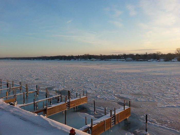 Gallery Islandview Condominiums Trenton, Michigan