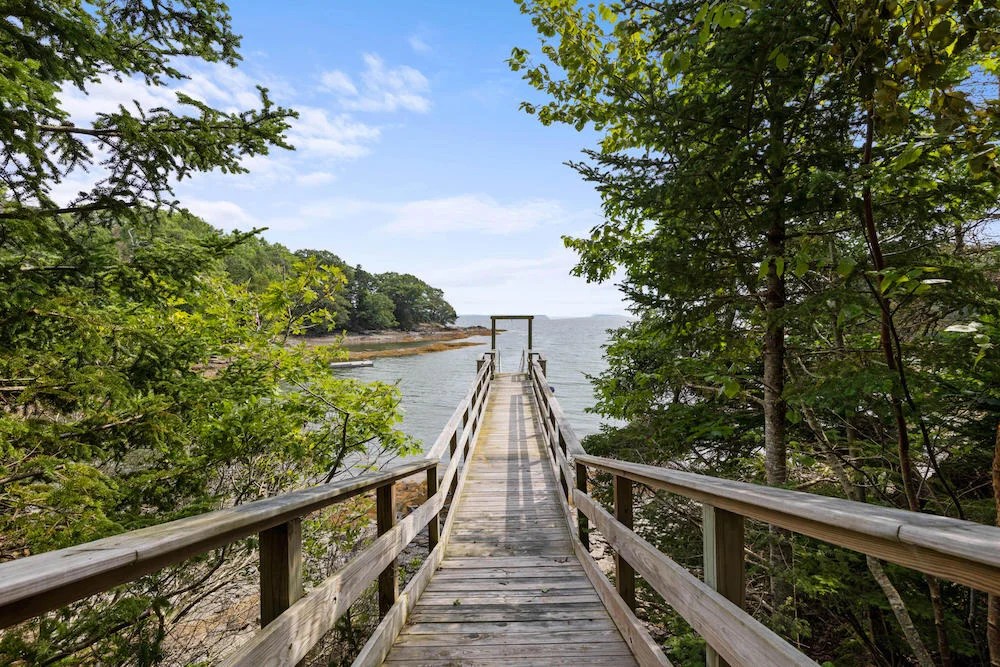 Birch Island Travel Guide 2024 Isle Keys