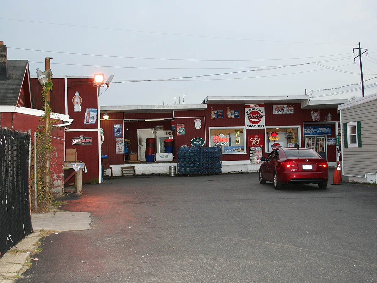 Islip Cold Beer and Beverage