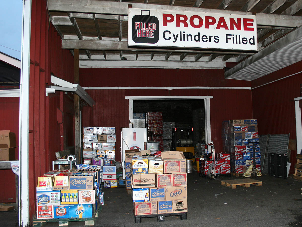 Islip Cold Beer and Beverage