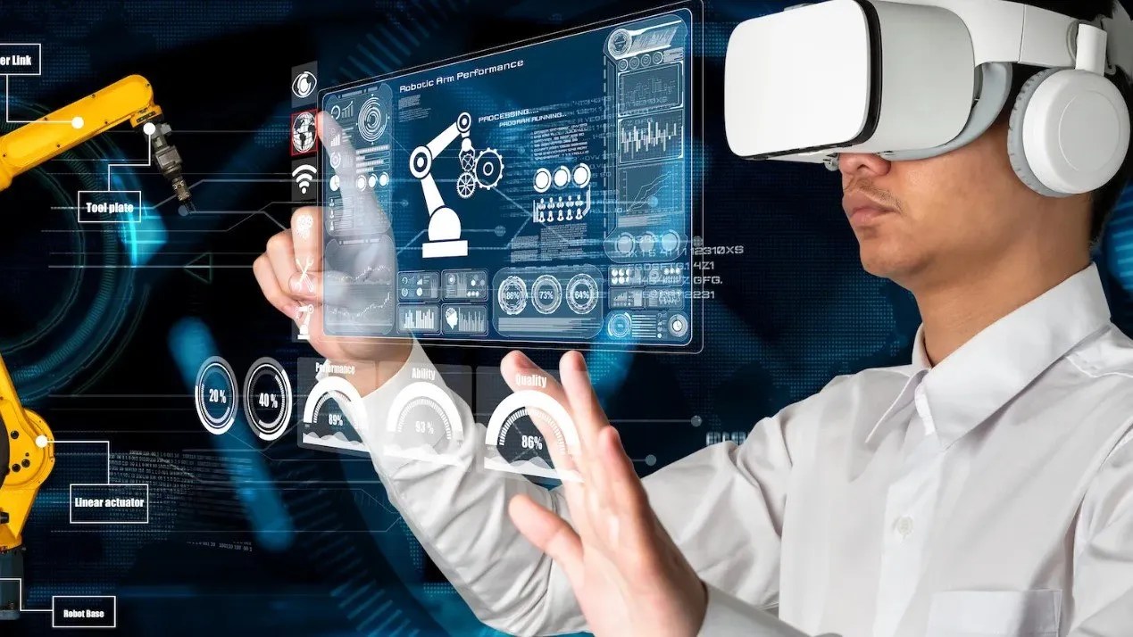 Augmented Reality (AR)