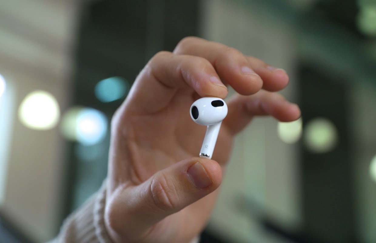 How Apple is making life easier for the people with a hearing
