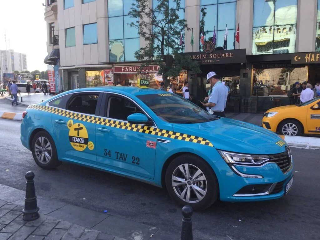Istanbul Taxi Apps, Fares, Routes, Price & Tips (2023)