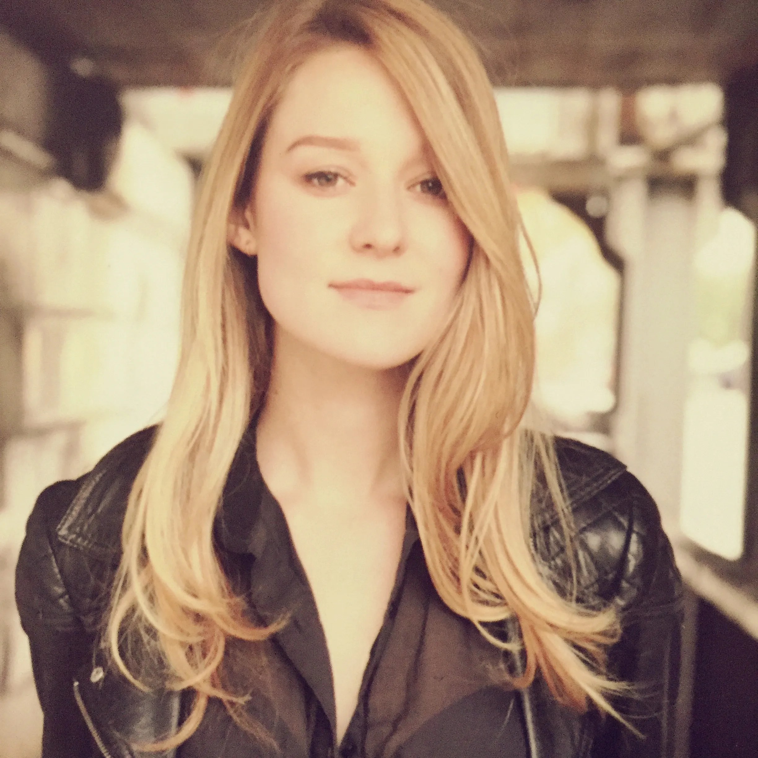 Lindsay Smith VO Lindsay Smith, Voice Actor