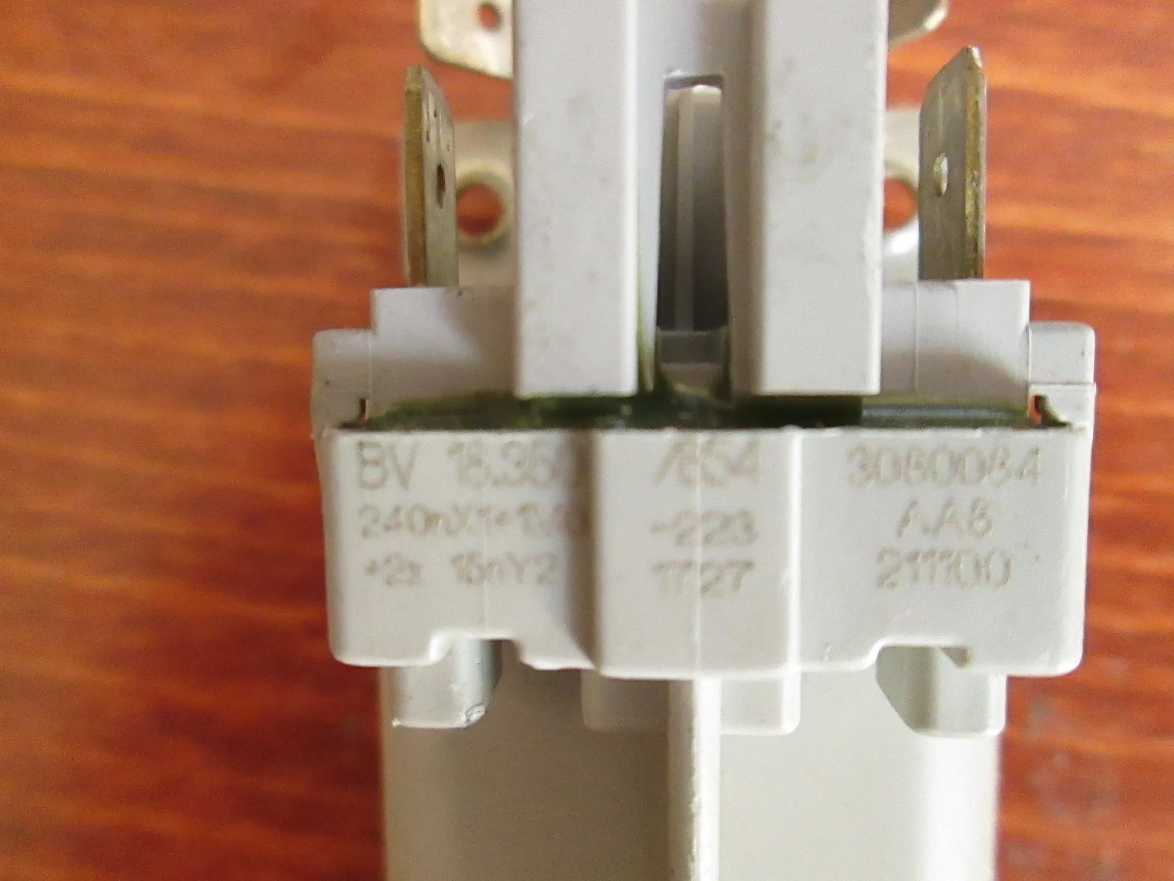 BV 18.350 854 Original Bosch Siemens Neff capacitor+MAINS FILTER