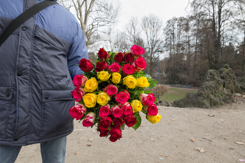 Bangladesh Rose Street Vendors in Italy The Italian Enthusiast
