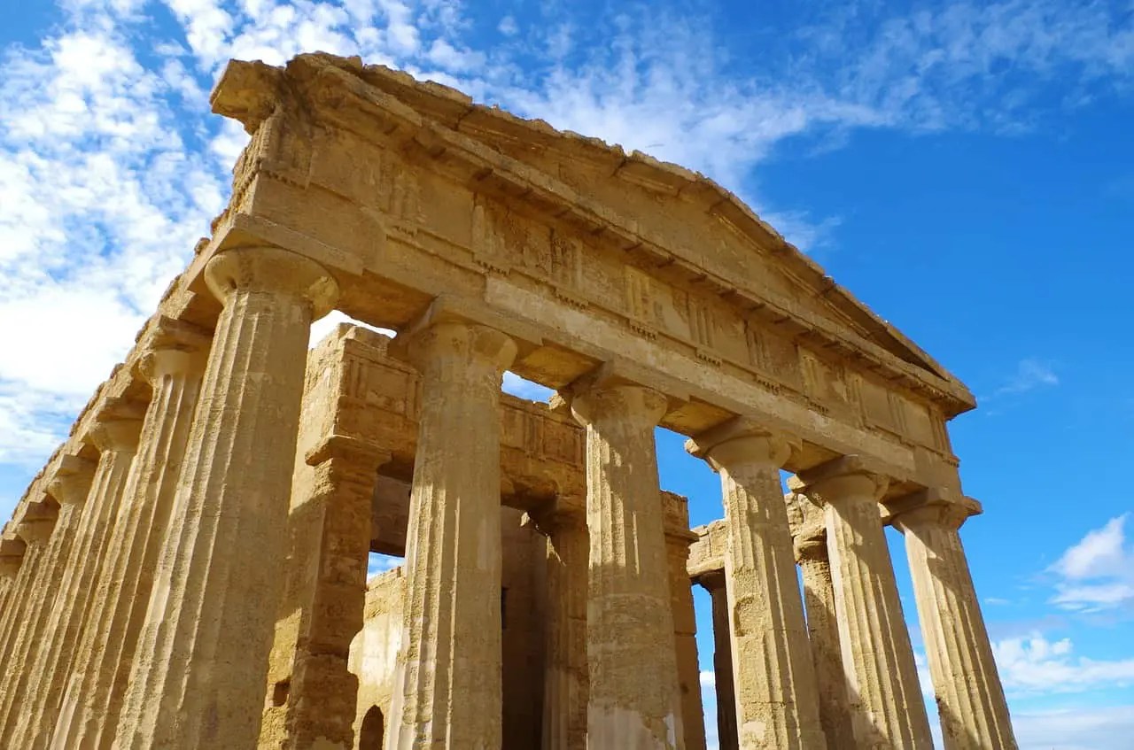 A Guide to the Valley of the Temples in Agrigento, Sicily Italy4Real