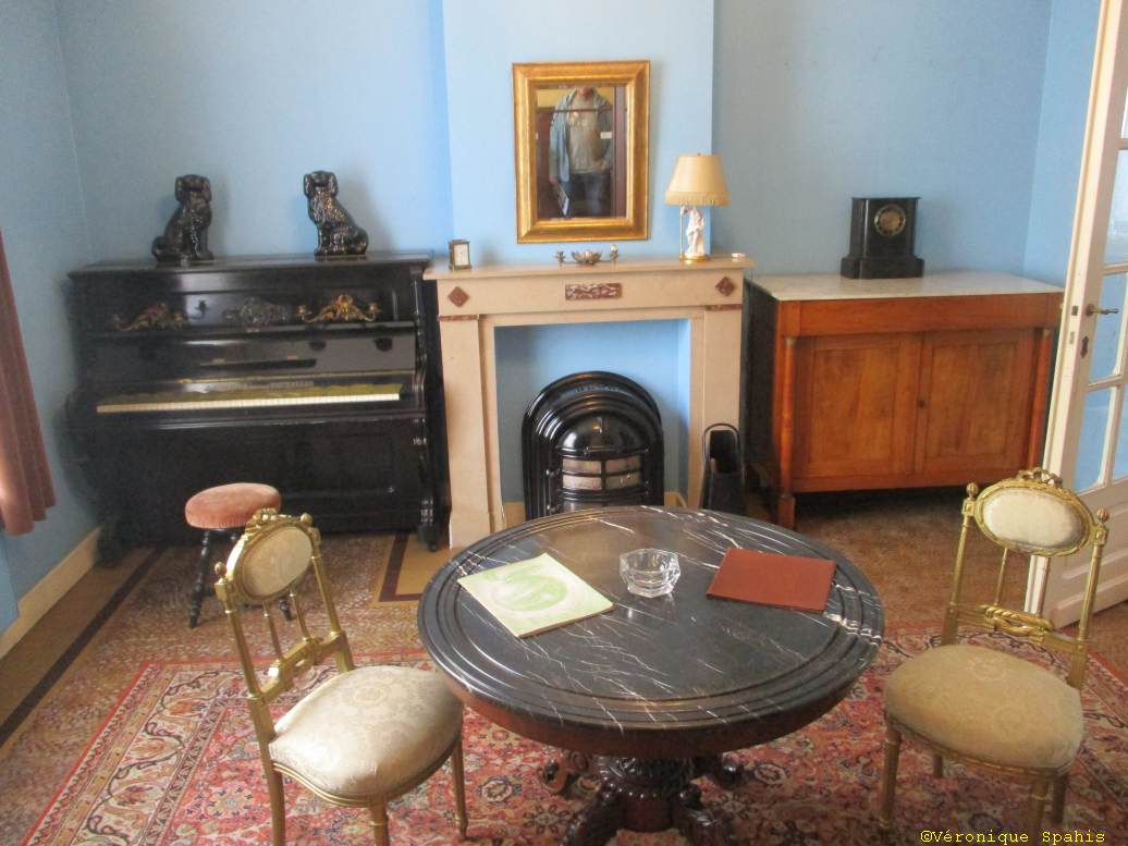 maisonMagritte034 ItArtBag