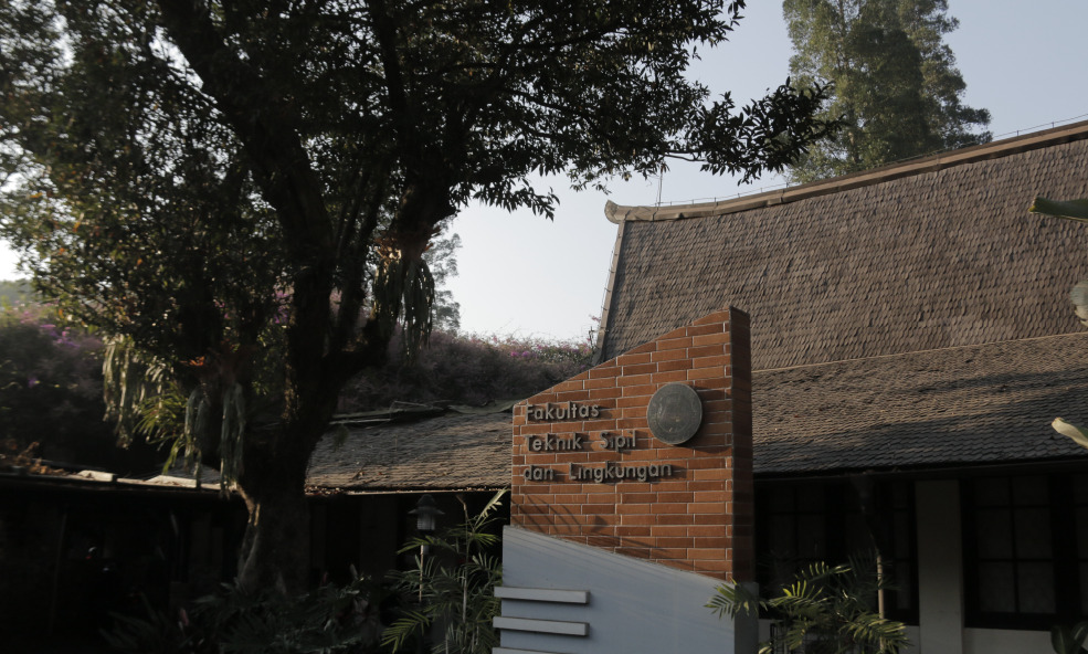 Fakultas dan Sekolah Institut Teknologi Bandung
