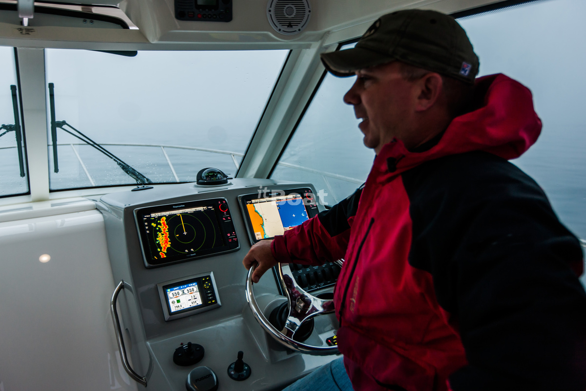 Boston Whaler 315 Conquest: Prices, Specs, Reviews and Sales