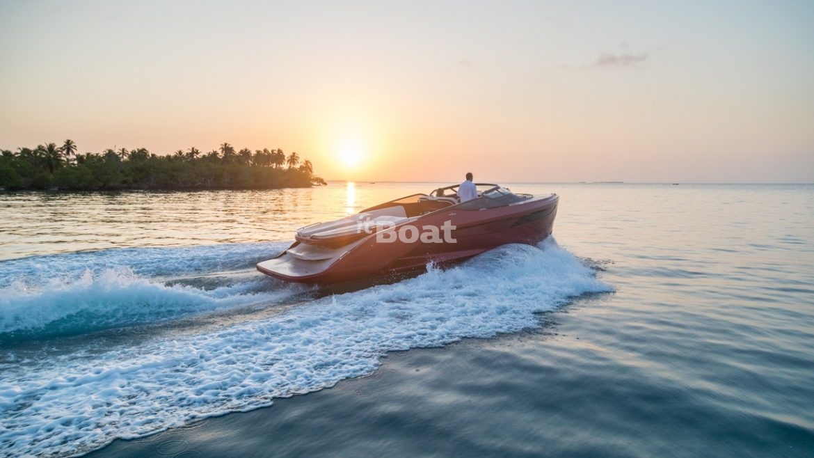 Princess R35 Prices, Specs, Reviews and Sales Information itBoat