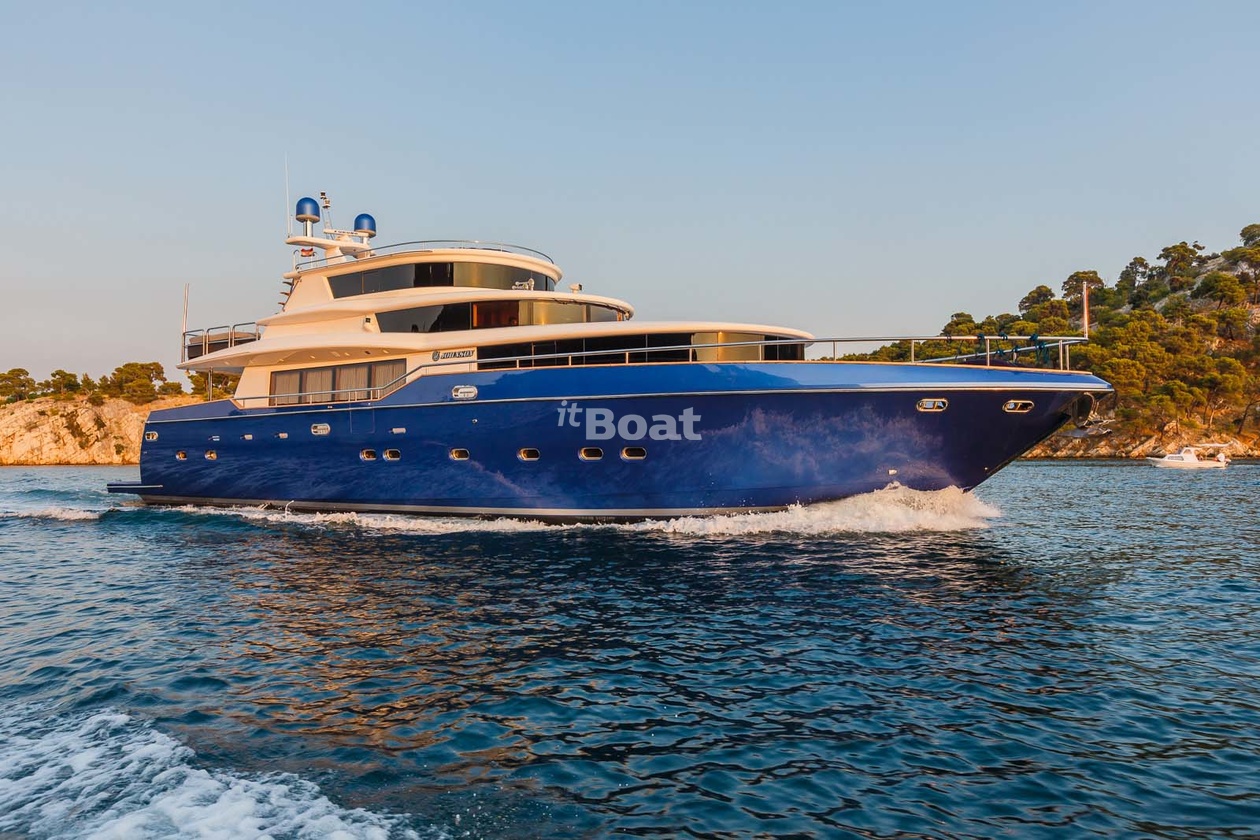 Johnson Johnson Baby Superyacht Features, Photos & Specifications itBoat