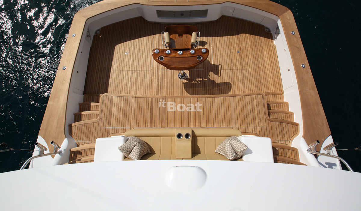 Viking 92EB Prices, Specs, Reviews and Sales Information itBoat