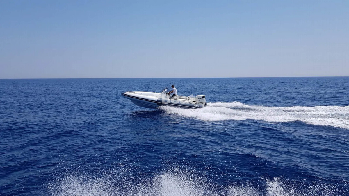 Altamarea Wave 23 Prices, Specs, Reviews and Sales Information itBoat