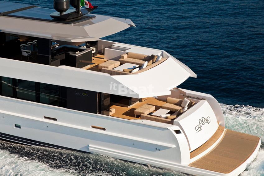Arcadia A115 Prices, Specs, Reviews and Sales Information itBoat