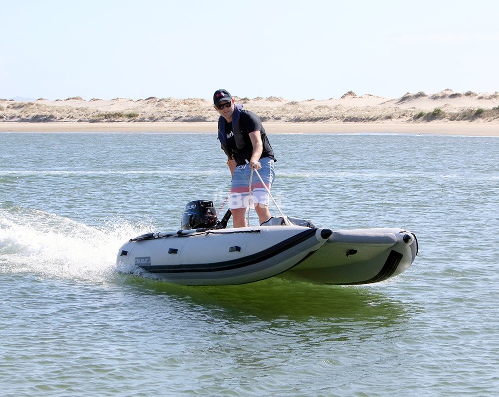 Takacat 380 LX Prices, Specs, Reviews and Sales Information itBoat