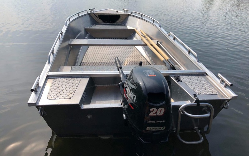 Tuna boats 425 М AL Prices, Specs, Reviews and Sales Information itBoat