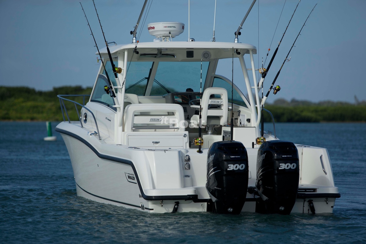 Boston Whaler 315 Conquest: Prices, Specs, Reviews and Sales