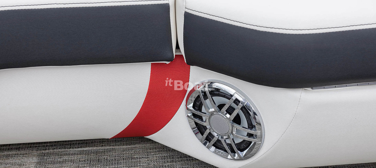 Godfrey Sanpan Windshield 2700 Prices, Specs, Reviews and Sales