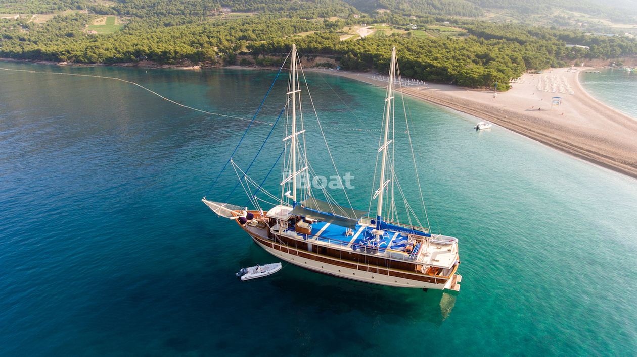 Custom Boats Tajna Mora Superyacht Features, Photos & Specifications itBoat