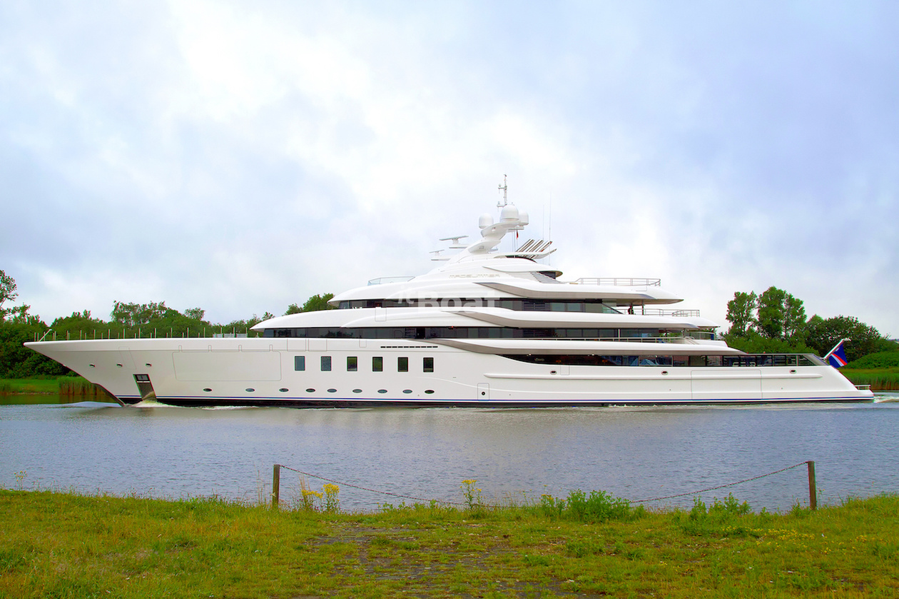Lurssen Madsummer Superyacht Features, Photos & Specifications itBoat
