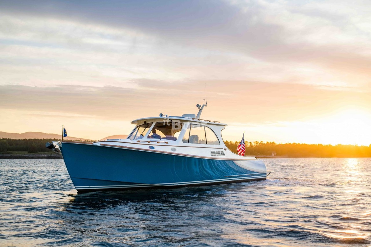 Hinckley Picnic Boat 40 S Prices, Specs, Reviews and Sales Information