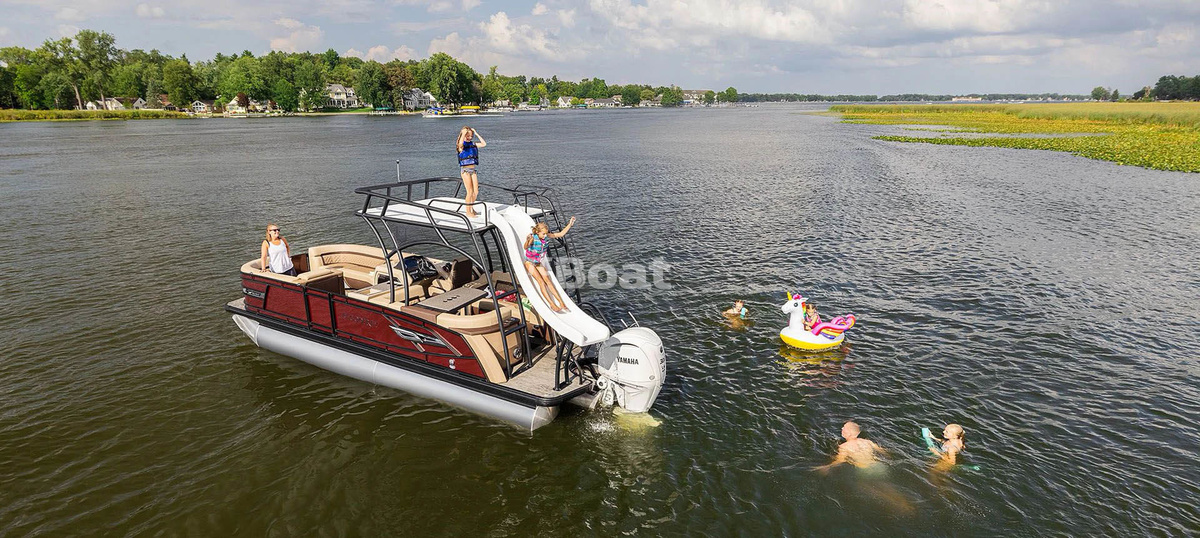 Godfrey AquaPatio Sundeck 255 Prices, Specs, Reviews and Sales