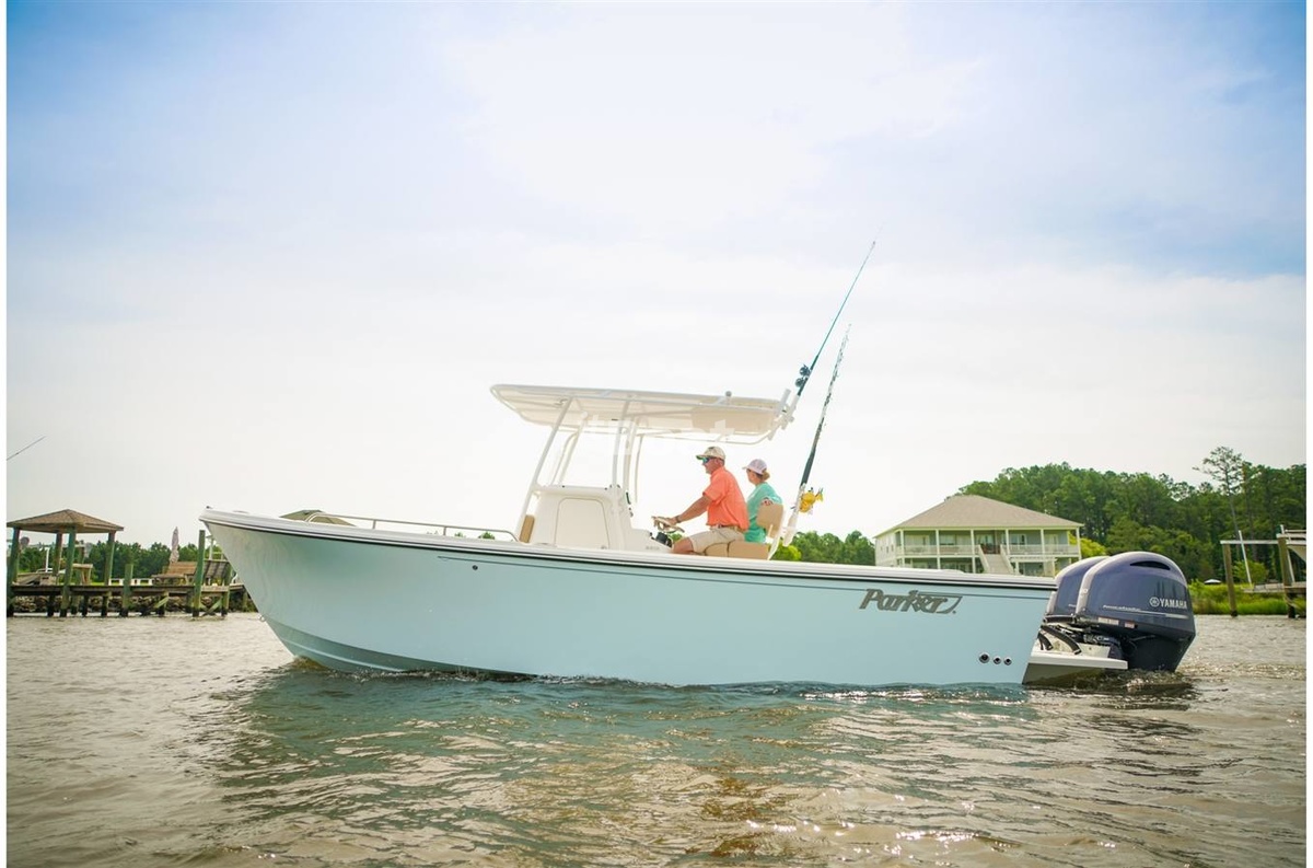 Parker 2501 Center Console Fiberglass Boat For Sale Waa2