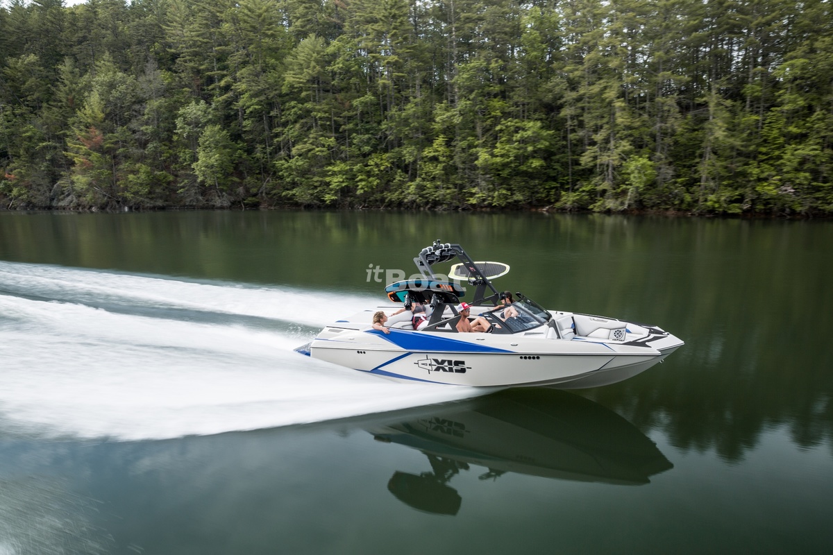 Axis A22 Prices, Specs, Reviews and Sales Information itBoat