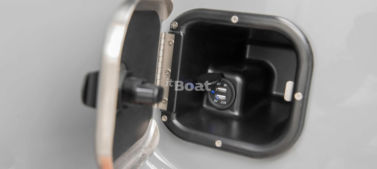 Godfrey XP 250 Prices, Specs, Reviews and Sales Information itBoat