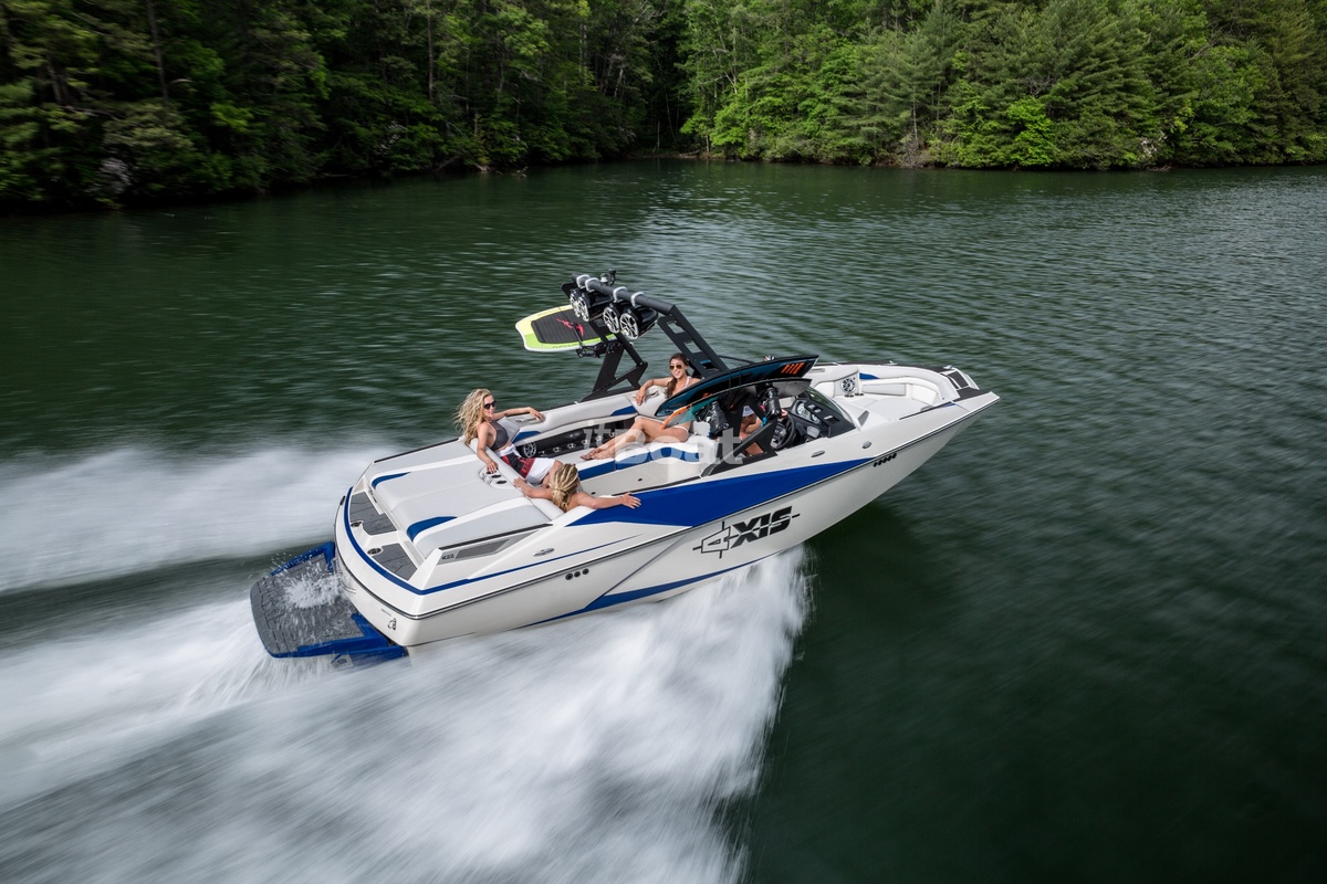 Axis A22 Prices, Specs, Reviews and Sales Information itBoat