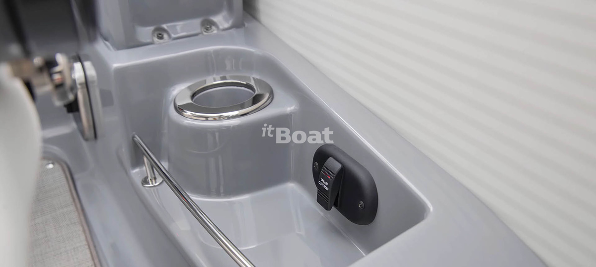 Godfrey XP 250 Prices, Specs, Reviews and Sales Information itBoat