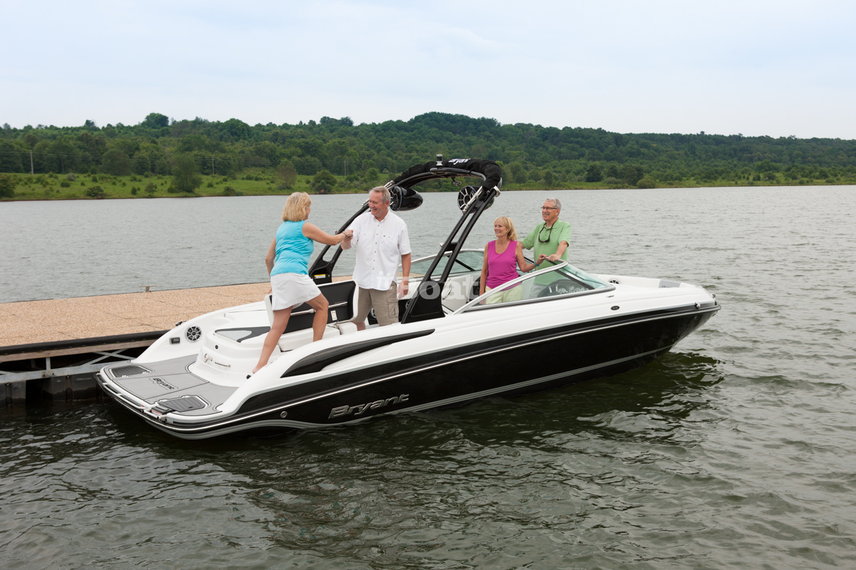 Bryant 246: Prices, Specs, Reviews and Sales Information - itBoat