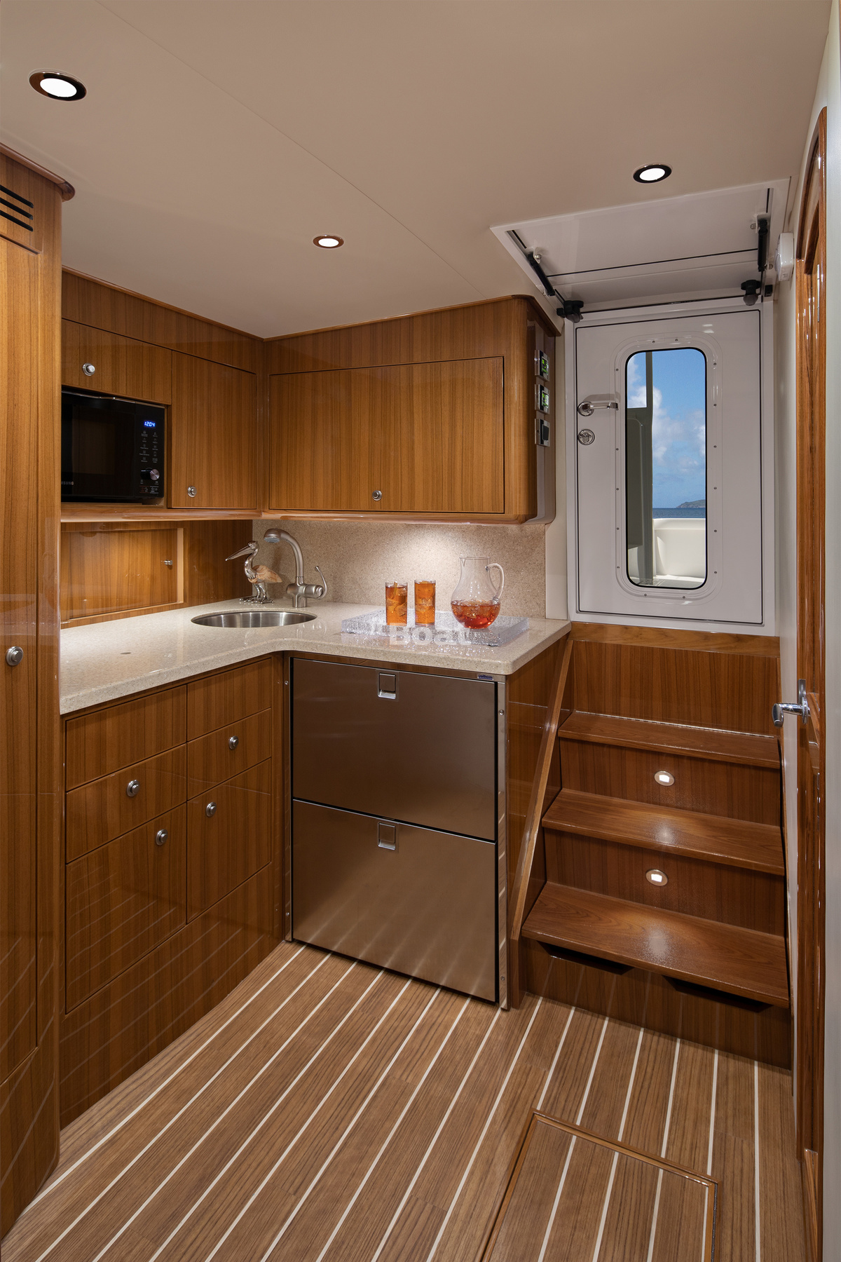 Viking 38BF Prices, Specs, Reviews and Sales Information itBoat