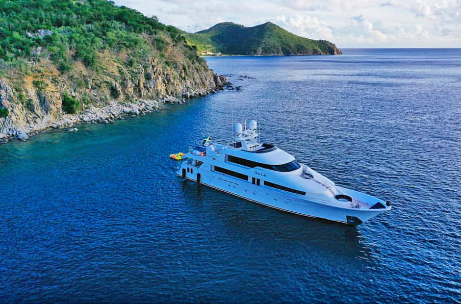 Westport Dona Lola Superyacht Features, Photos & Specifications itBoat