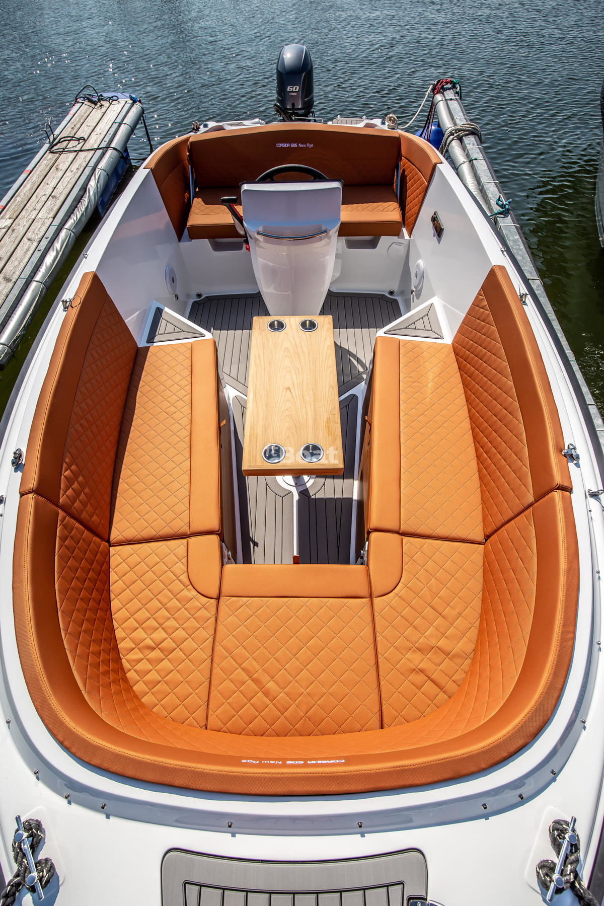 Corsiva 605 New Age Prices, Specs, Reviews and Sales Information itBoat